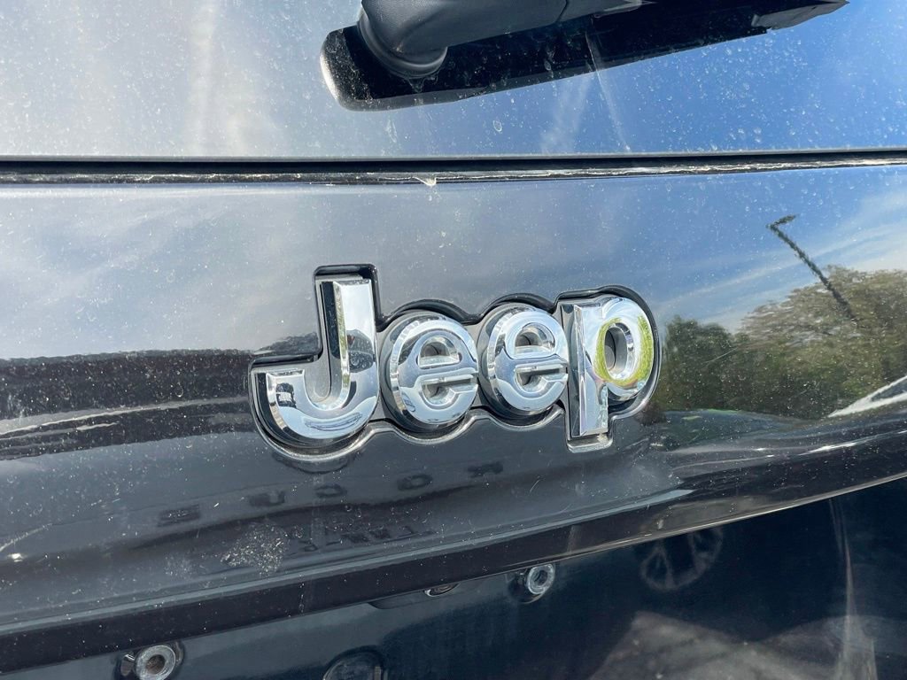 Used 2021 Jeep Cherokee Latitude Plus image 23