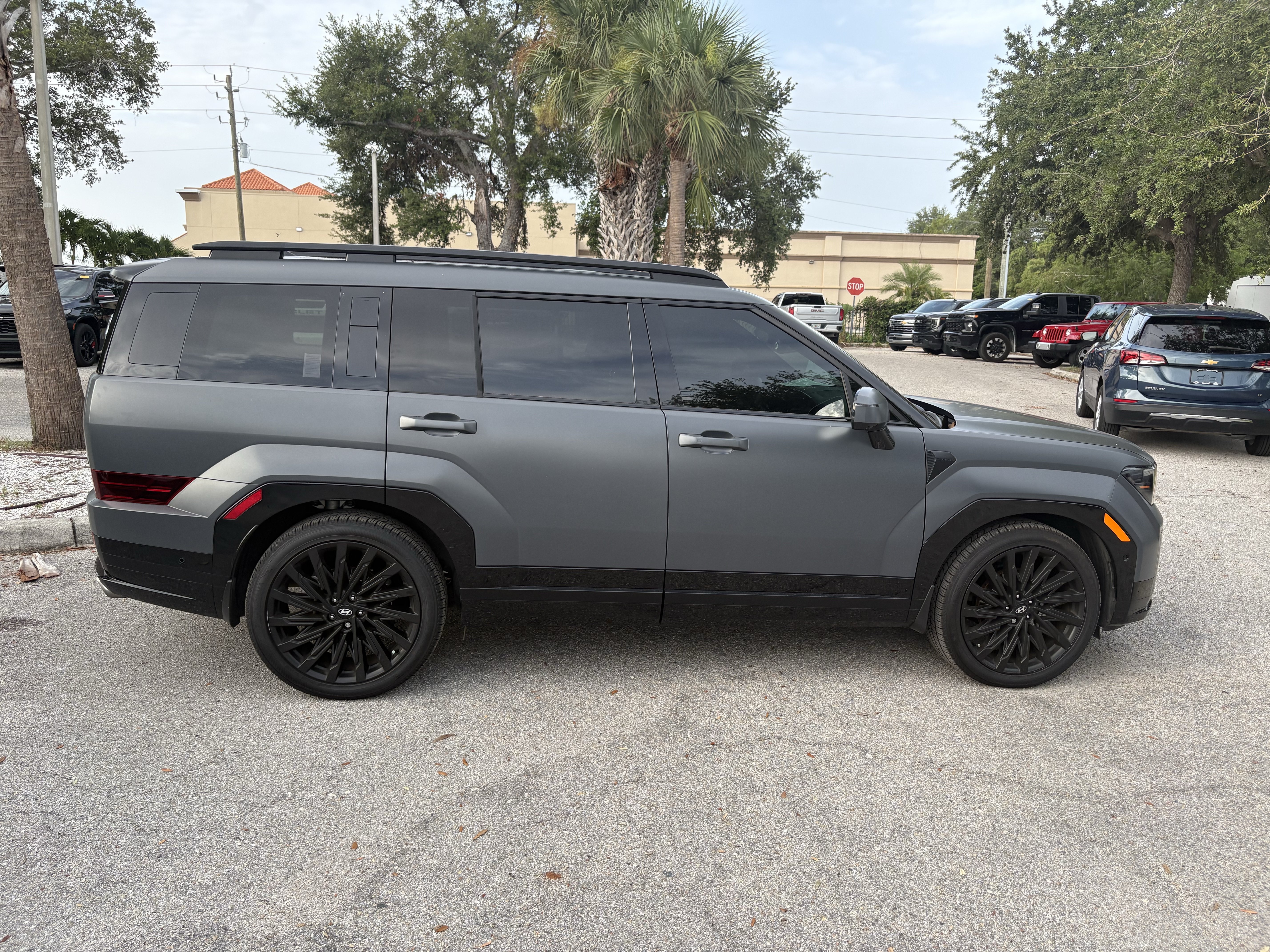 Used 2024 Hyundai Santa Fe Calligraphy AWD/4WD image 8