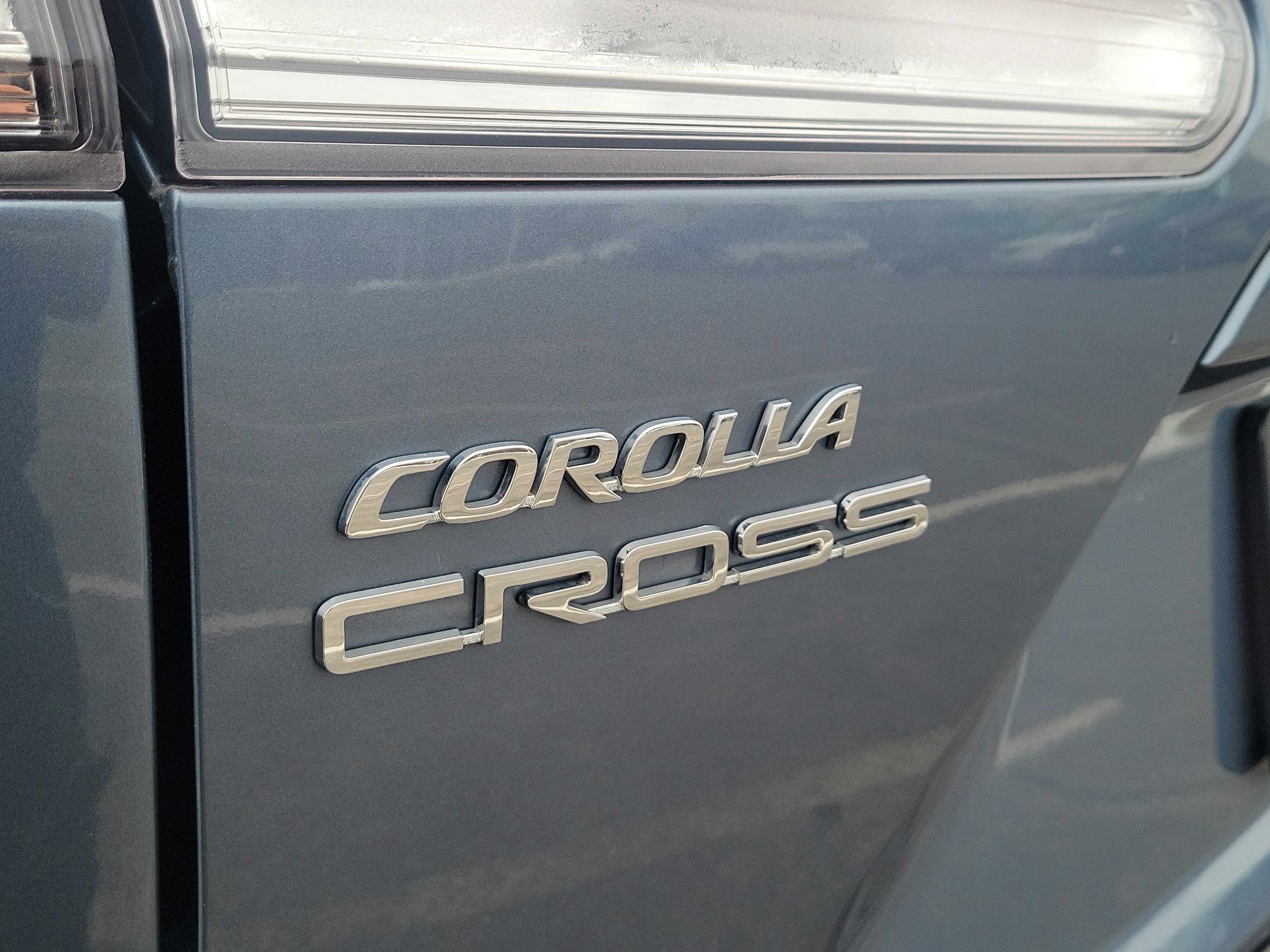 Used 2024 Toyota Corolla Cross L image 7
