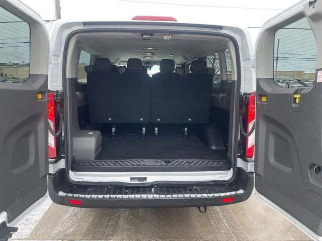 Used 2023 Ford Transit 350 XLT image 10