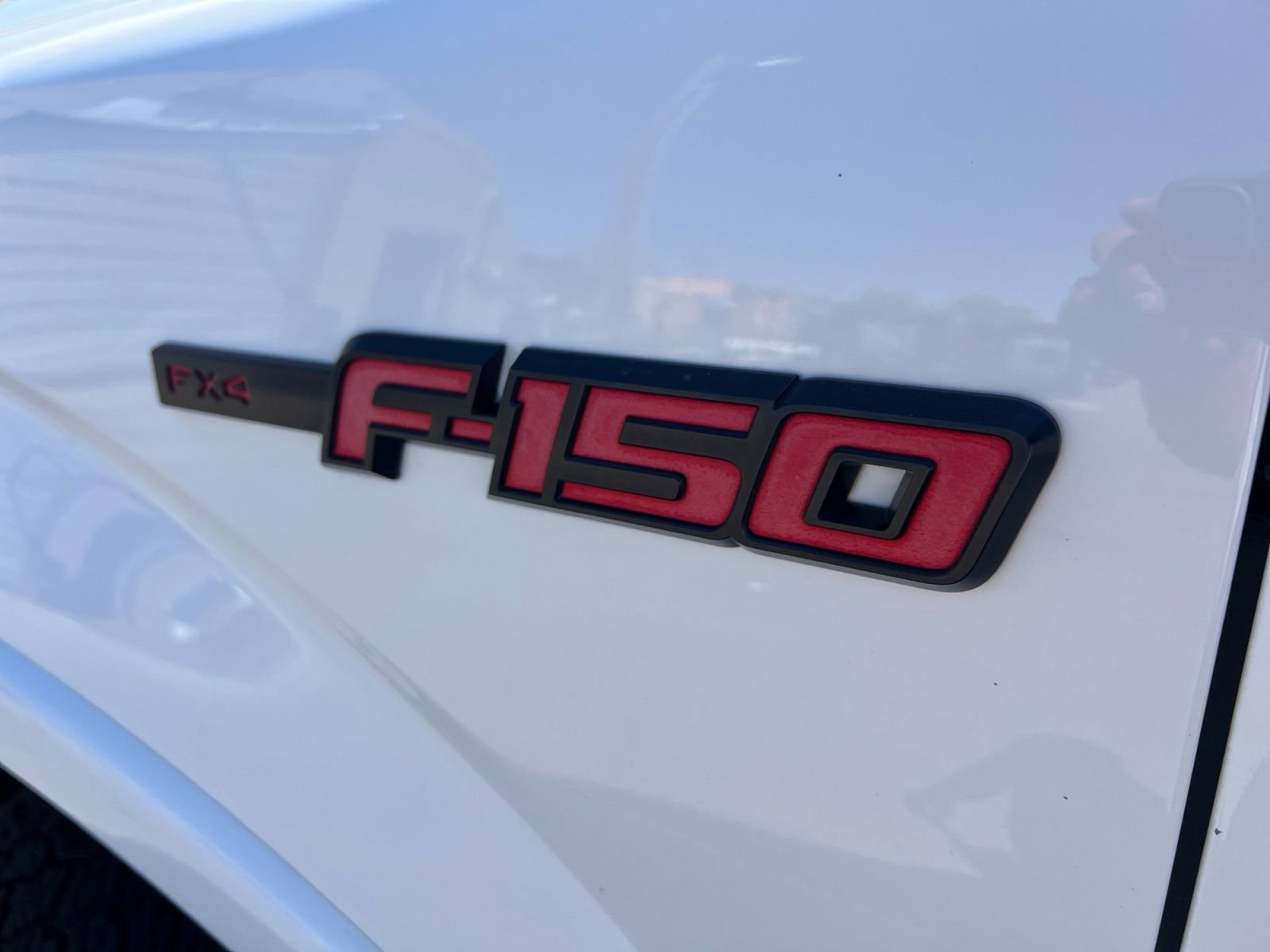 Used 2014 Ford F150 FX4 w/ Equipment Group 402A Luxury image 35