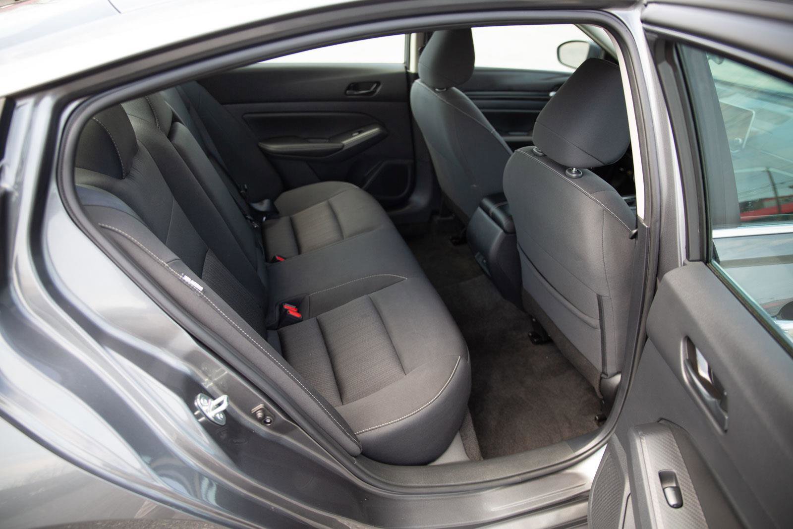 Used 2025 Nissan Altima 2.5 SV image 20