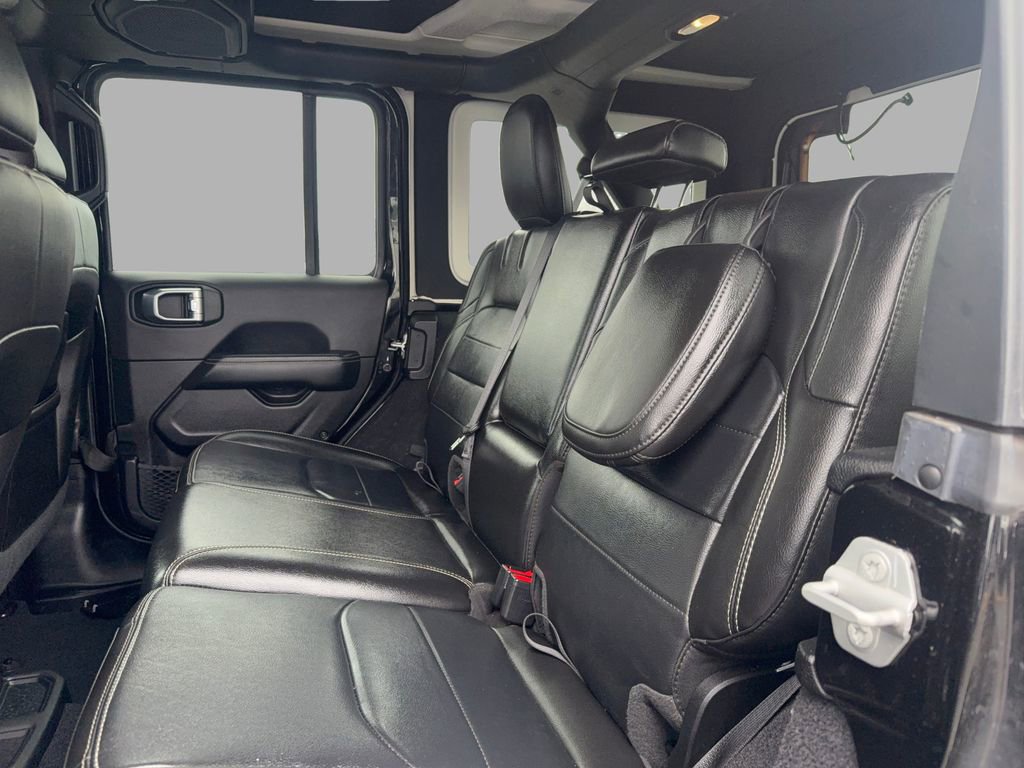 Used 2023 Jeep Wrangler Unlimited Sahara w/ Cold Weather Group image 22
