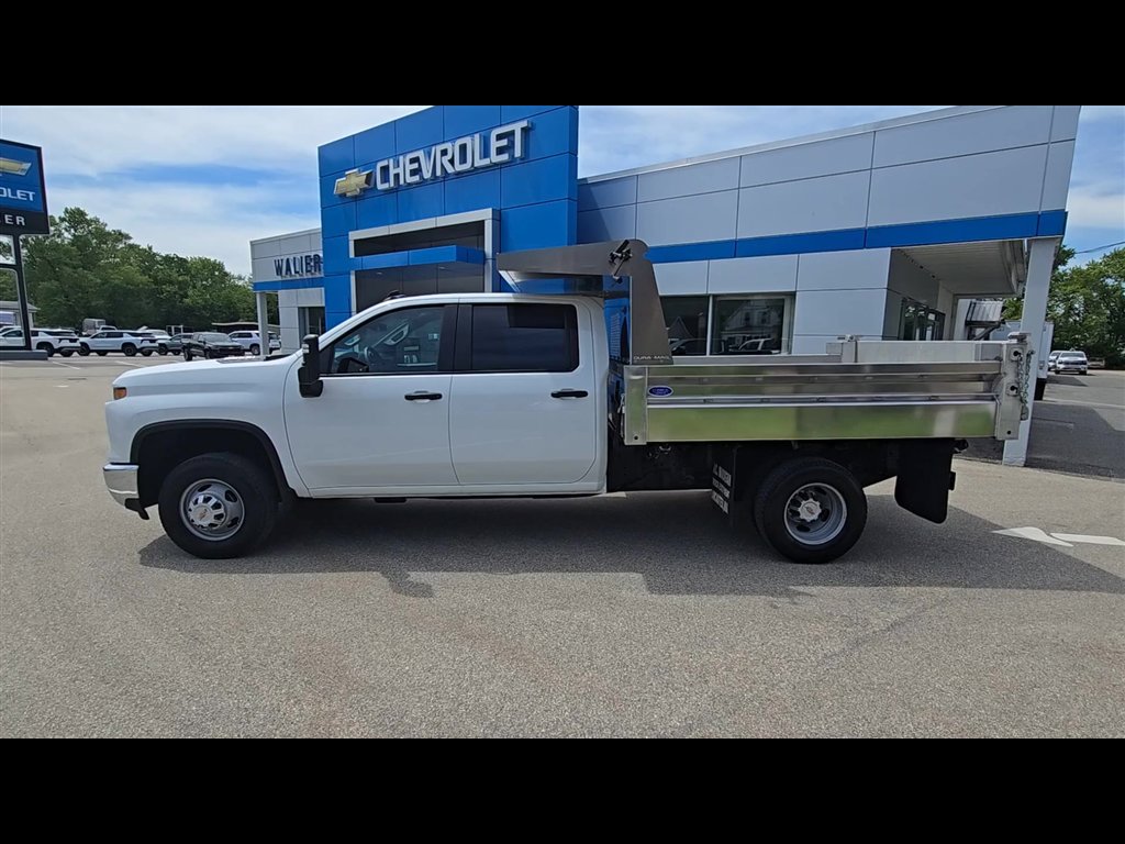 Used 2025 Chevrolet Silverado 3500 W/T w/ WT Convenience Package AWD/4WD image 5