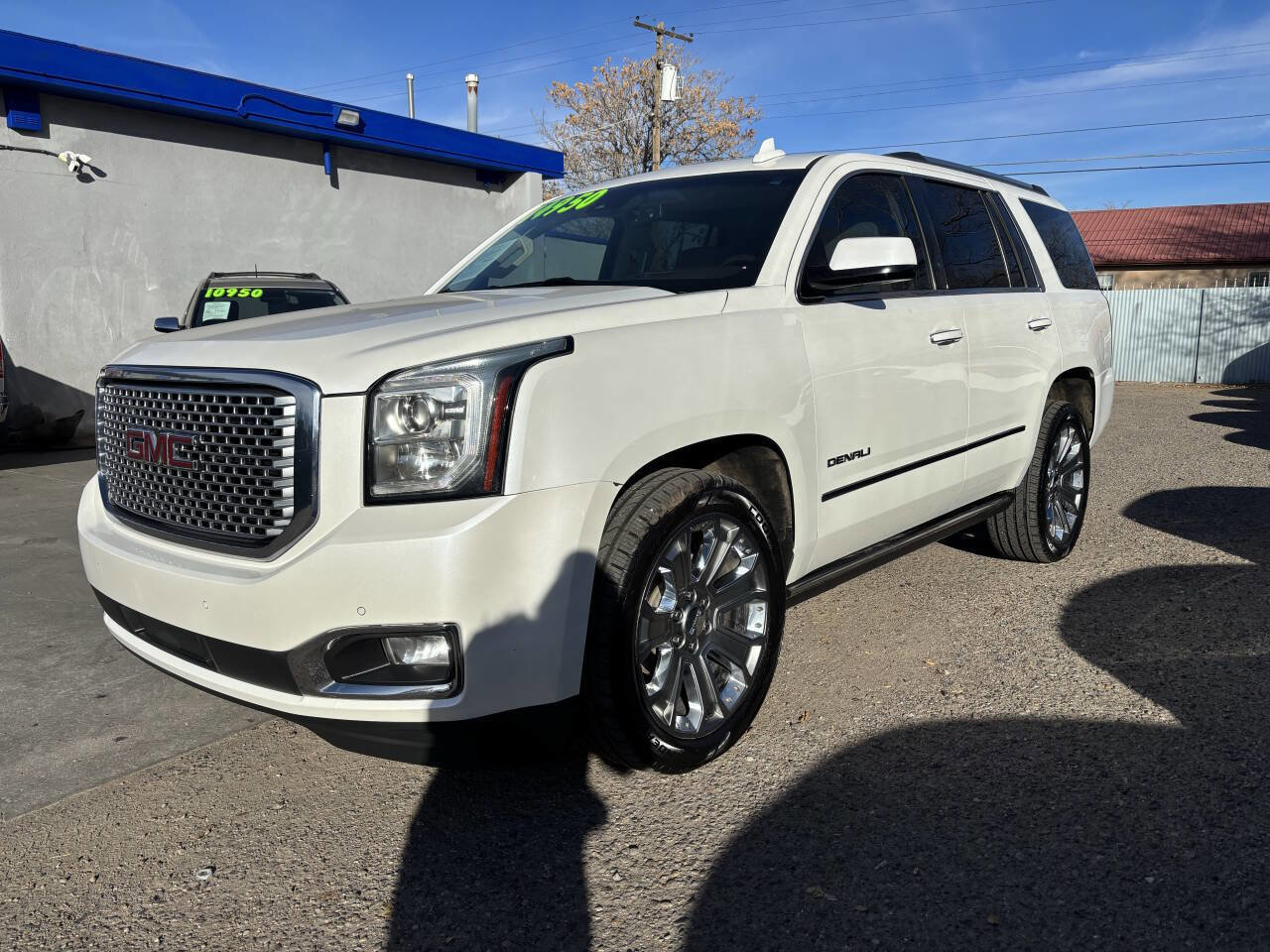 Used 2016 GMC Yukon SLE w/ Convenience Package image 4