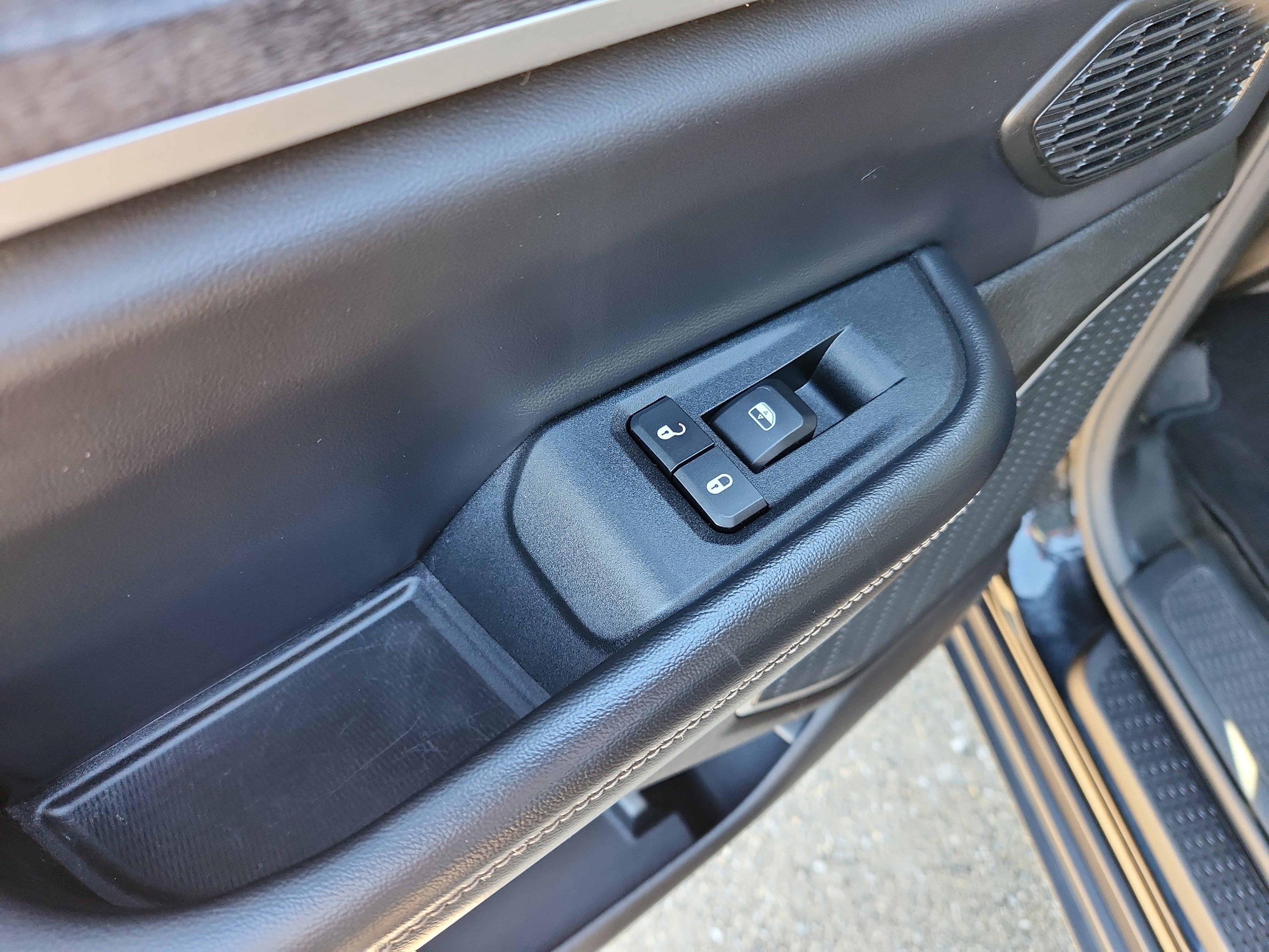 Used 2021 Jeep Grand Cherokee L Limited image 48