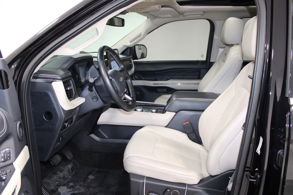 Used 2023 Ford Expedition Platinum AWD/4WD image 23