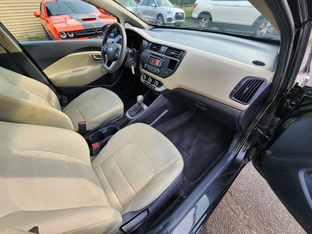 Used 2013 Kia Rio LX image 21
