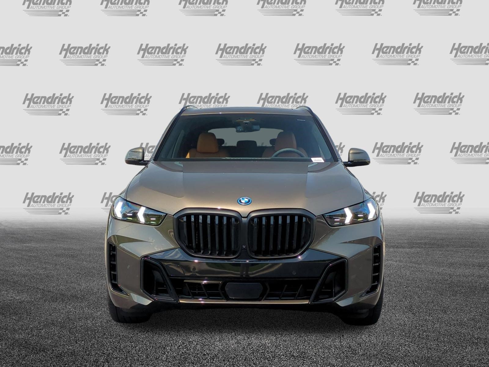 New 2026 BMW X5 xDrive50e w/ M Sport Package AWD/4WD image 3