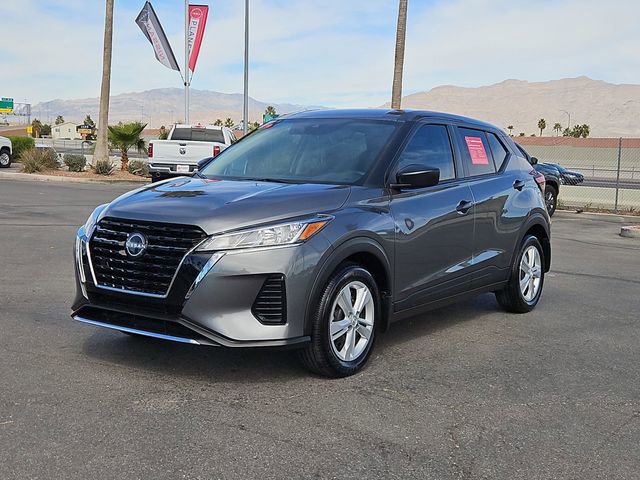 Certified 2025 Nissan Kicks Play S FWD image 2