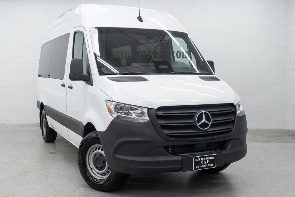Used 2025 Mercedes-Benz Sprinter 2500 image 31