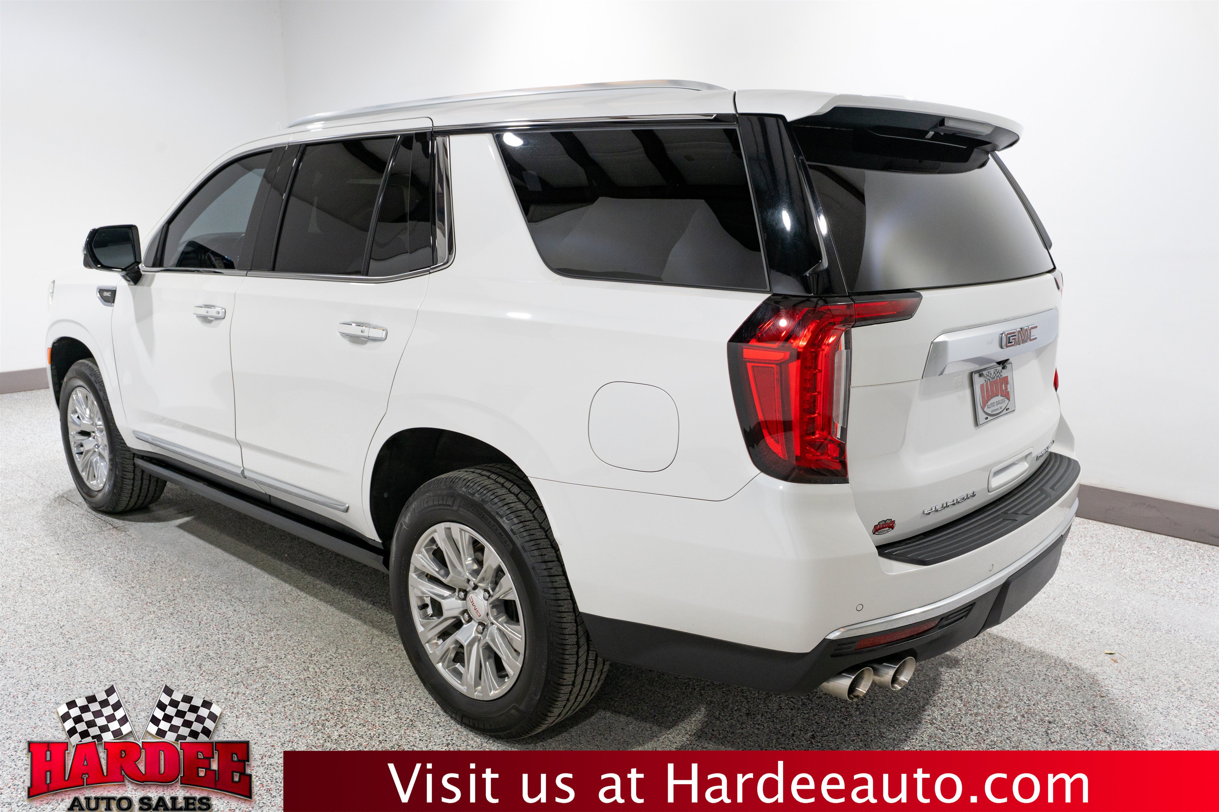 Used 2021 GMC Yukon Denali AWD/4WD image 3