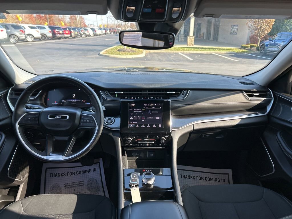 Used 2022 Jeep Grand Cherokee L Laredo w/ Luxury Tech Group I image 32