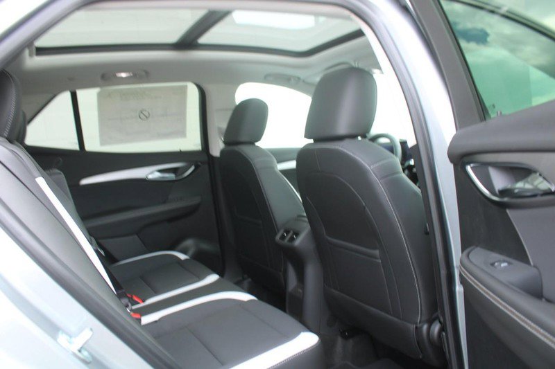 New 2025 Buick Envision Sport Touring image 5