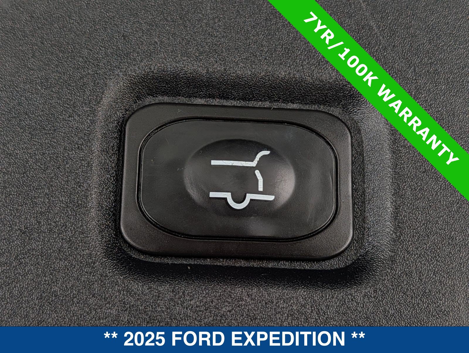 Certified 2025 Ford Expedition Platinum AWD/4WD image 16