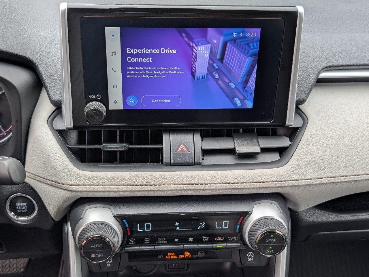 Used 2025 Toyota RAV4 XLE FWD image 17