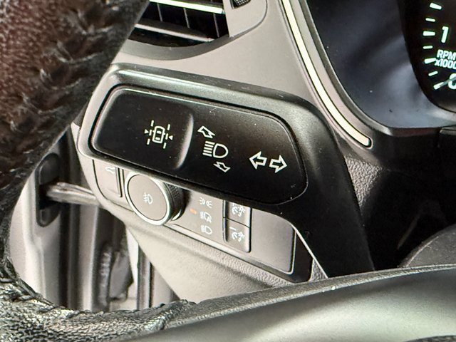 Used 2020 Ford Escape SEL image 14