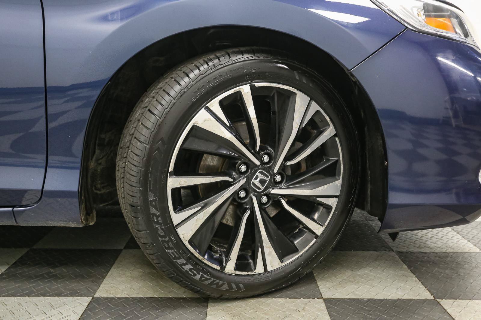 Used 2016 Honda Accord EX image 15