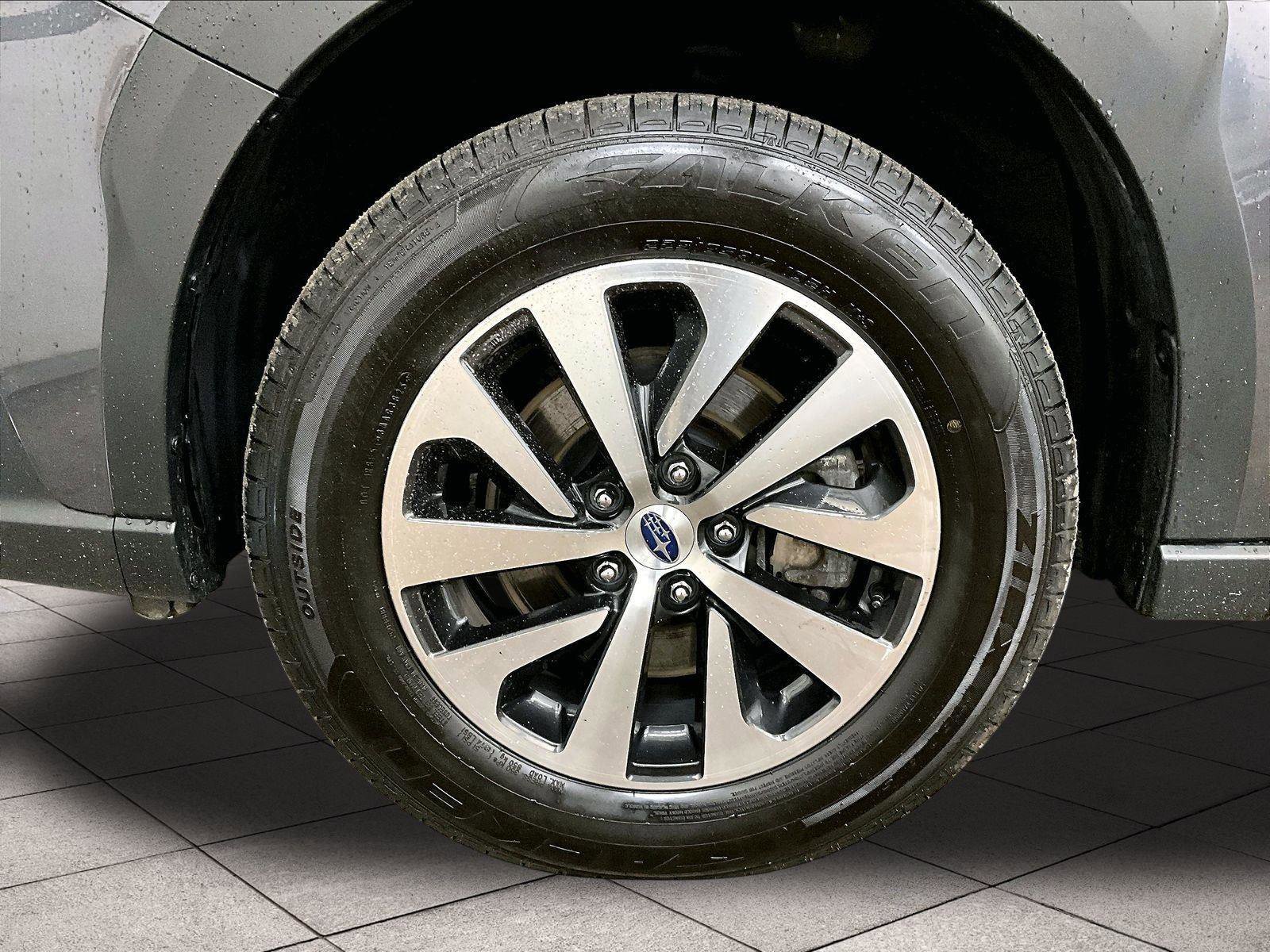 Used 2025 Subaru Outback Premium w/ Popular Package #1 image 8