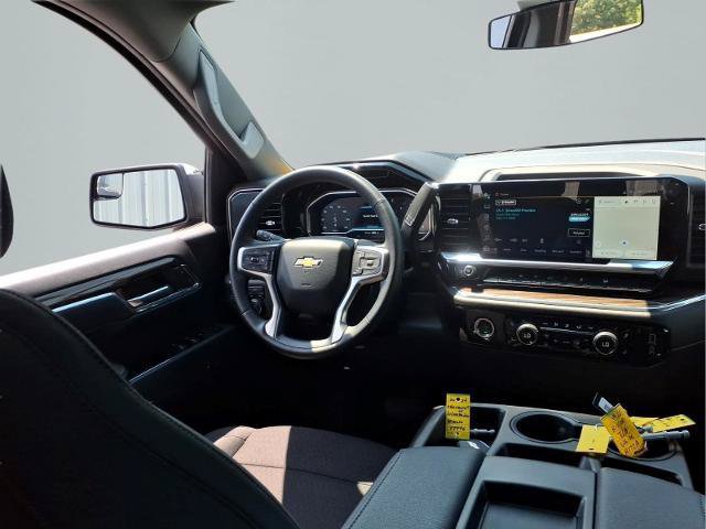 Used 2024 Chevrolet Silverado 1500 LT AWD/4WD image 9