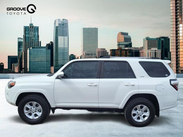 Used 2021 Toyota 4Runner SR5 Premium image 2