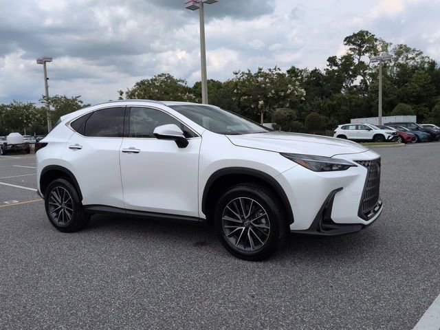 Used 2025 Lexus NX 250 FWD w/ Accessory Package (Z1) image 2