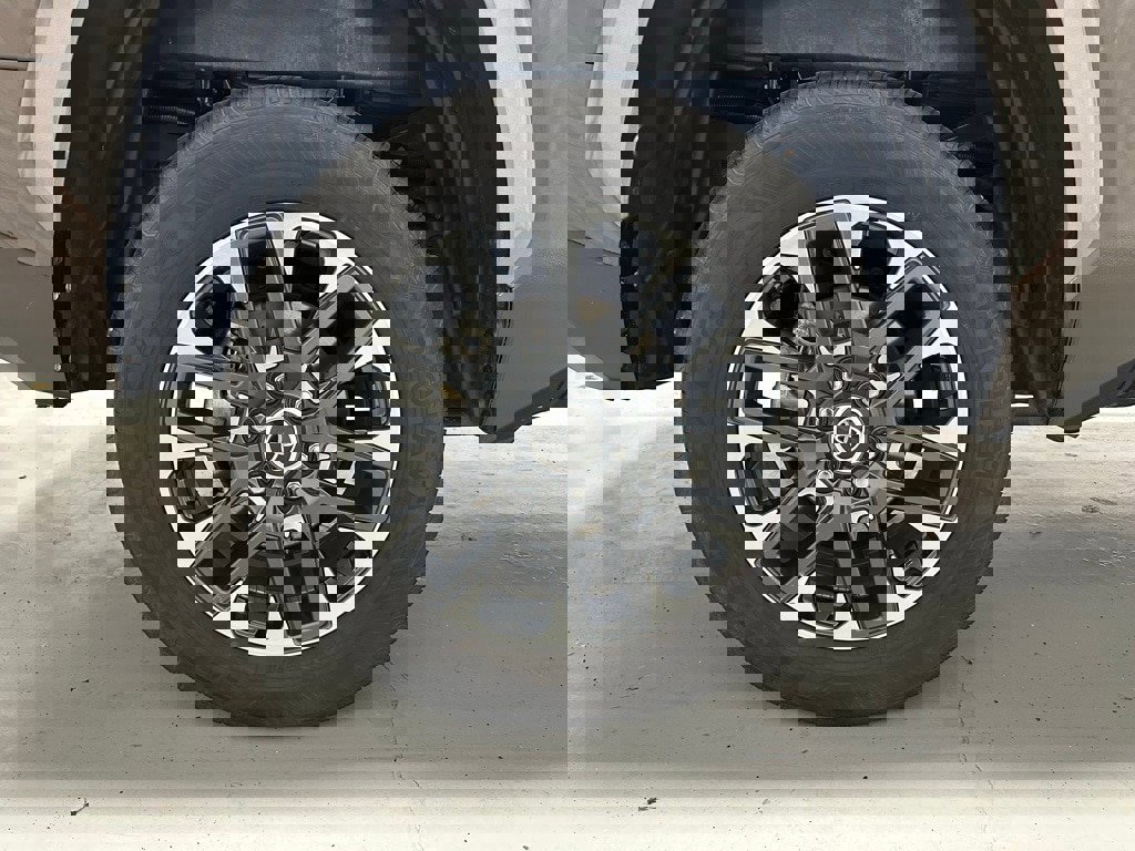 Used 2024 Toyota Tundra Limited image 64