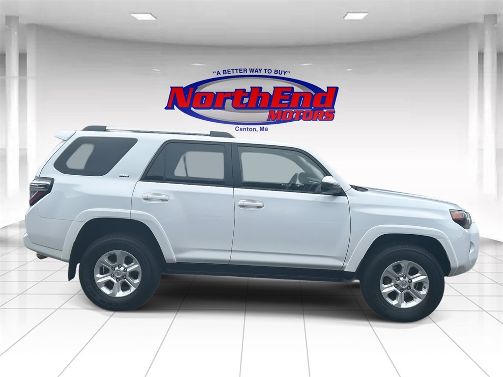 Used 2024 Toyota 4Runner SR5 image 2