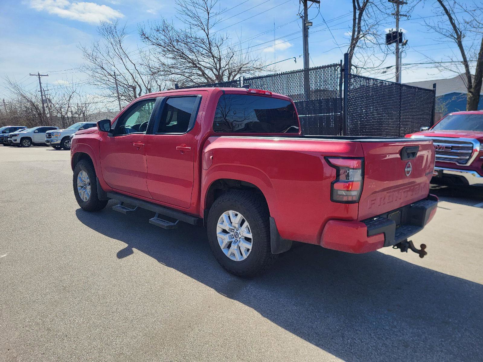 Used 2022 Nissan Frontier SV image 5