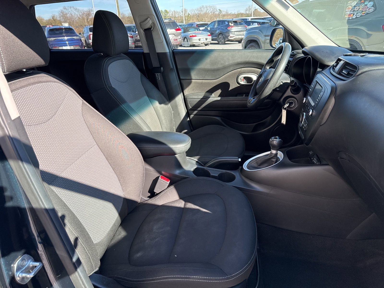 Used 2017 Kia Soul + image 29