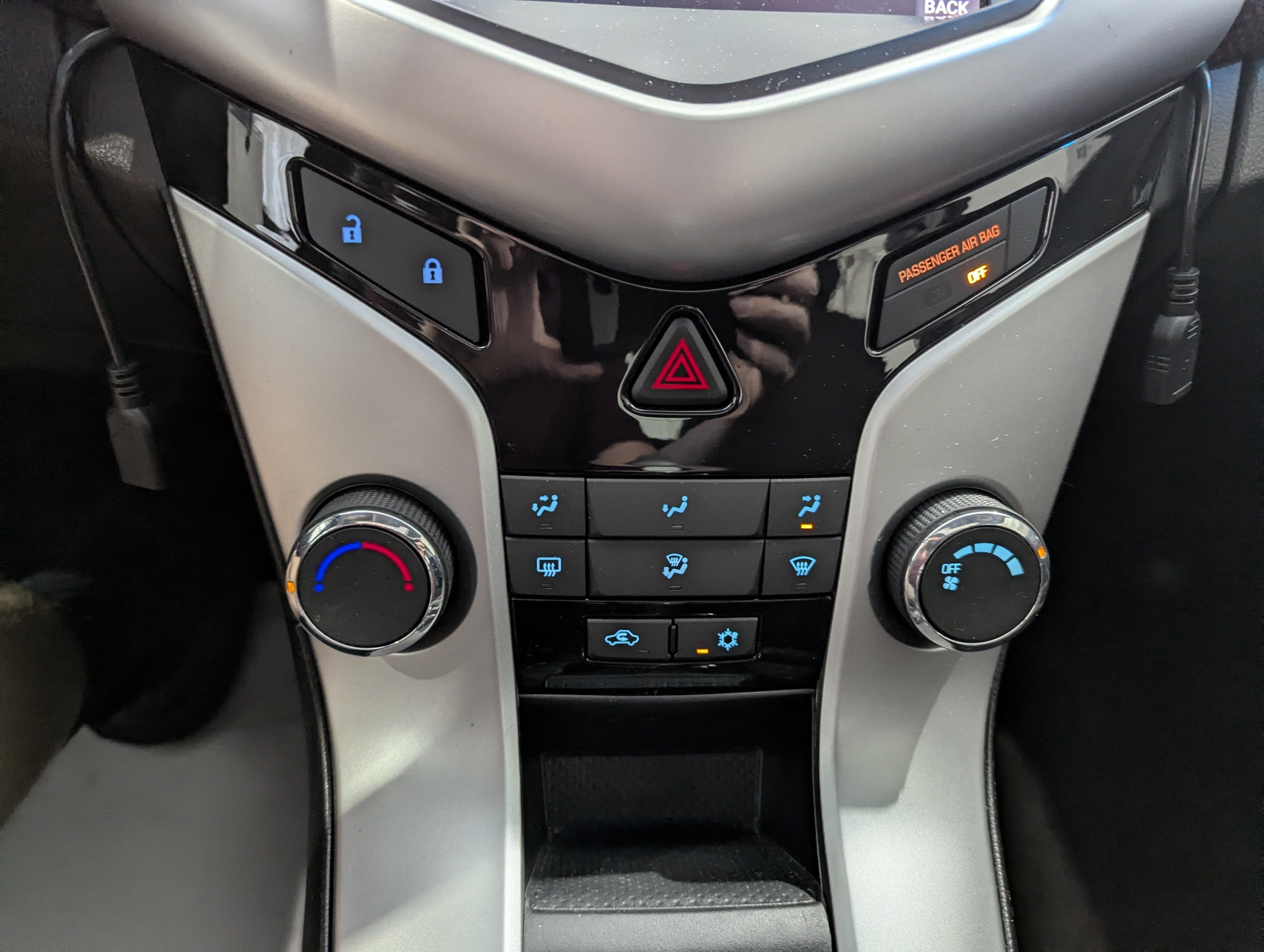 Used 2012 Chevrolet Cruze LT w/ All-Star Edition FWD image 16