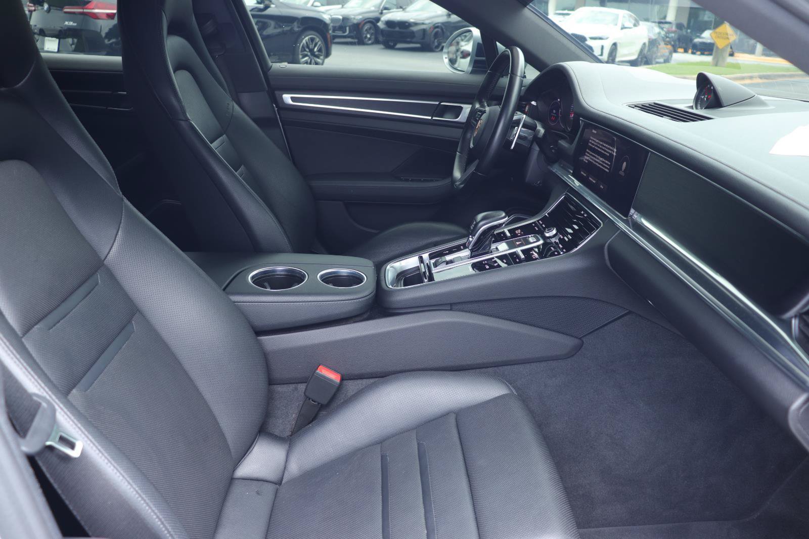 Used 2023 Porsche Panamera Platinum Edition w/ Sportdesign Package RWD image 19