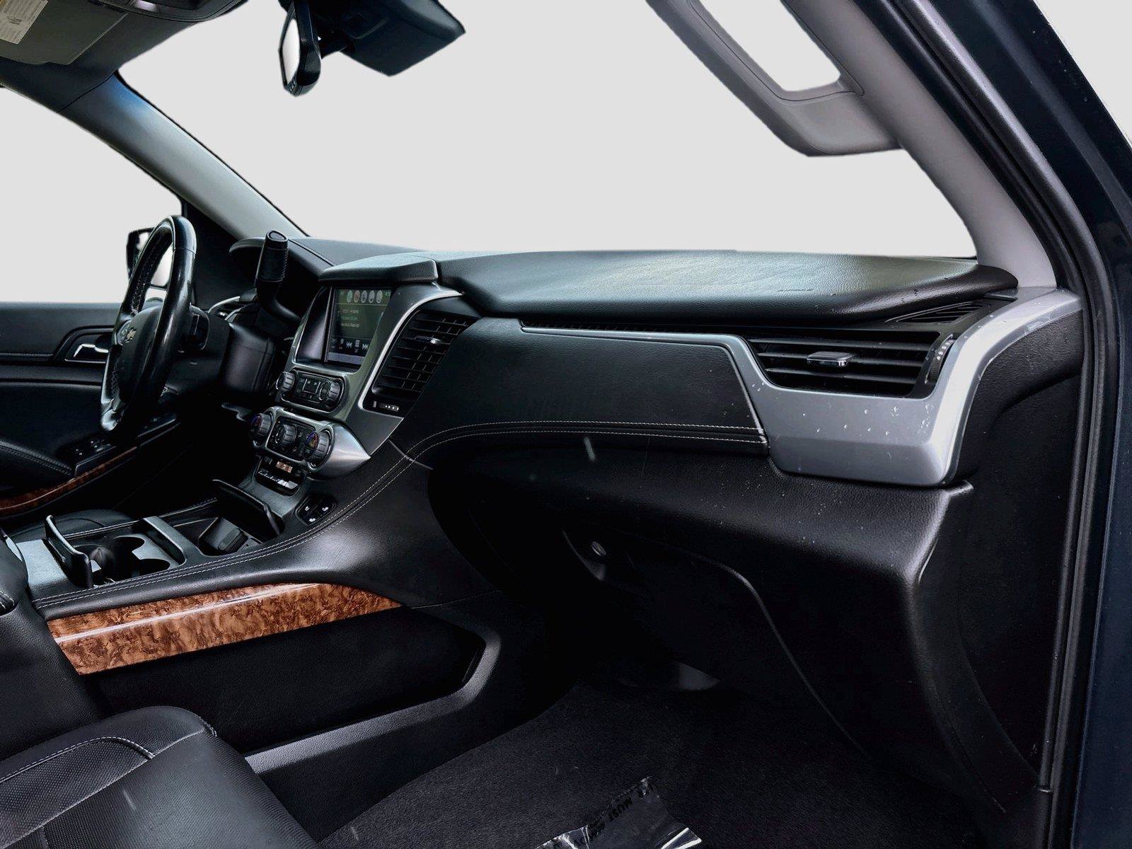 Used 2019 Chevrolet Tahoe Premier AWD/4WD image 27