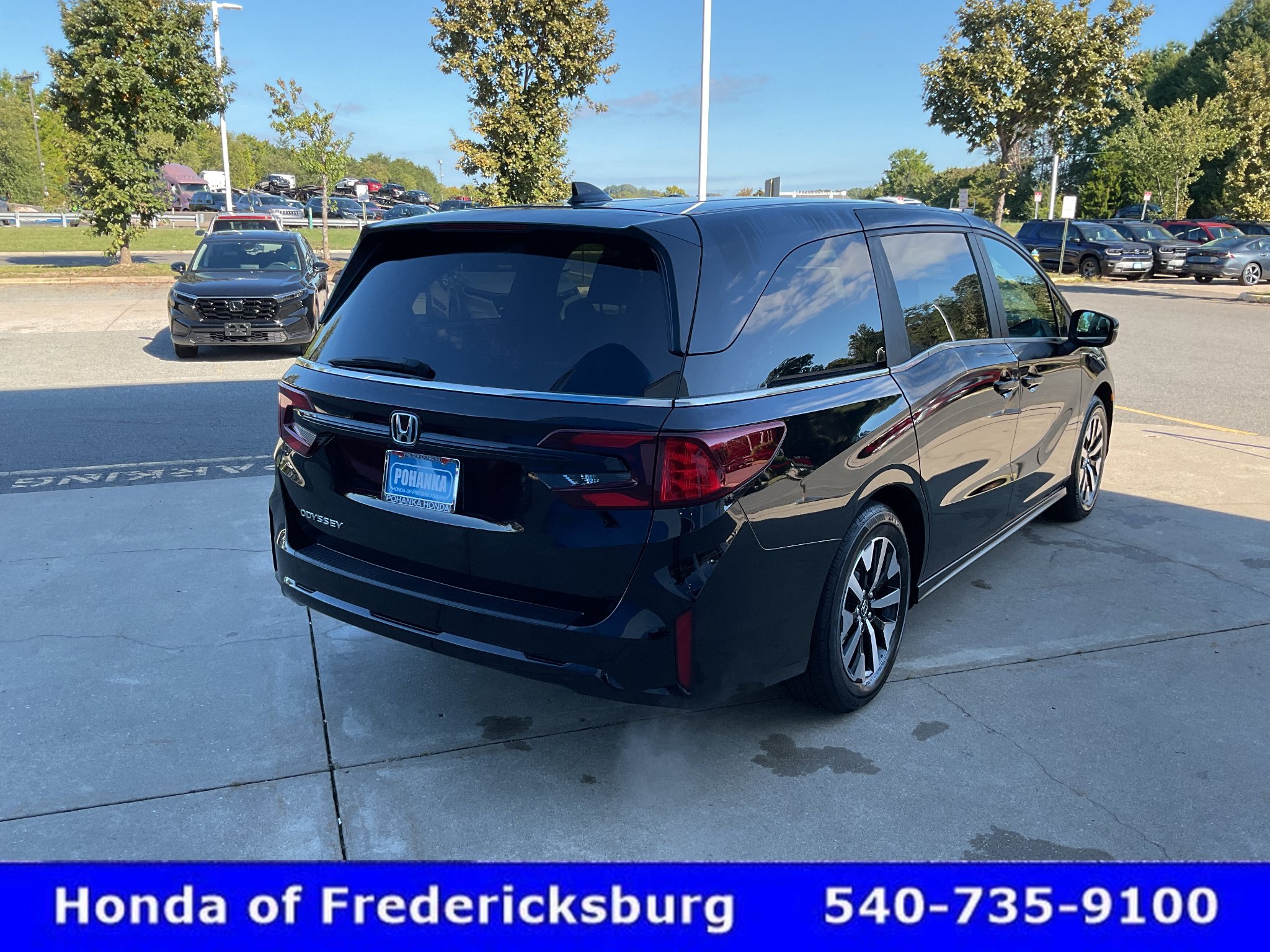 Used 2026 Honda Odyssey EX-L image 5