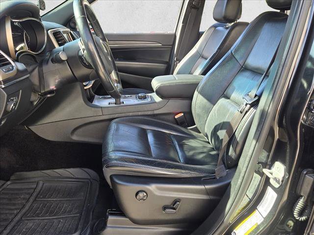 Used 2015 Jeep Grand Cherokee Limited image 16