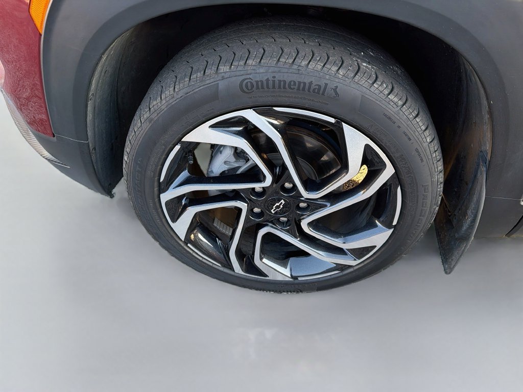 Used 2025 Chevrolet TrailBlazer RS w/ Driver Confidence Package AWD/4WD image 9