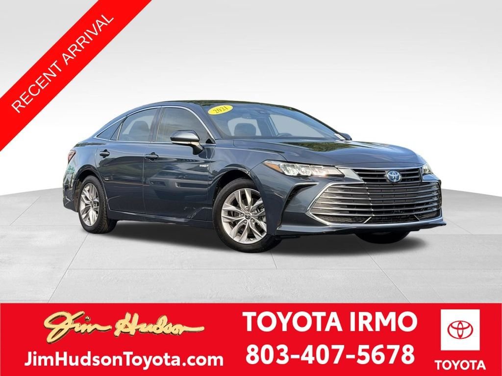 Used 2021 Toyota Avalon XLE w/ Moonroof Package FWD image 1