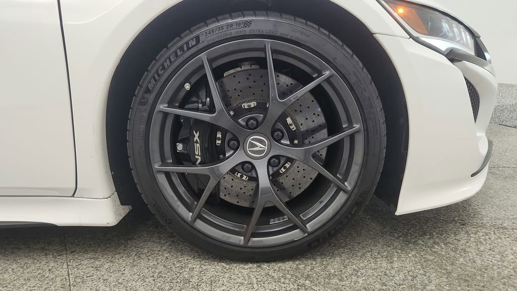 Used 2017 Acura NSX AWD/4WD image 34