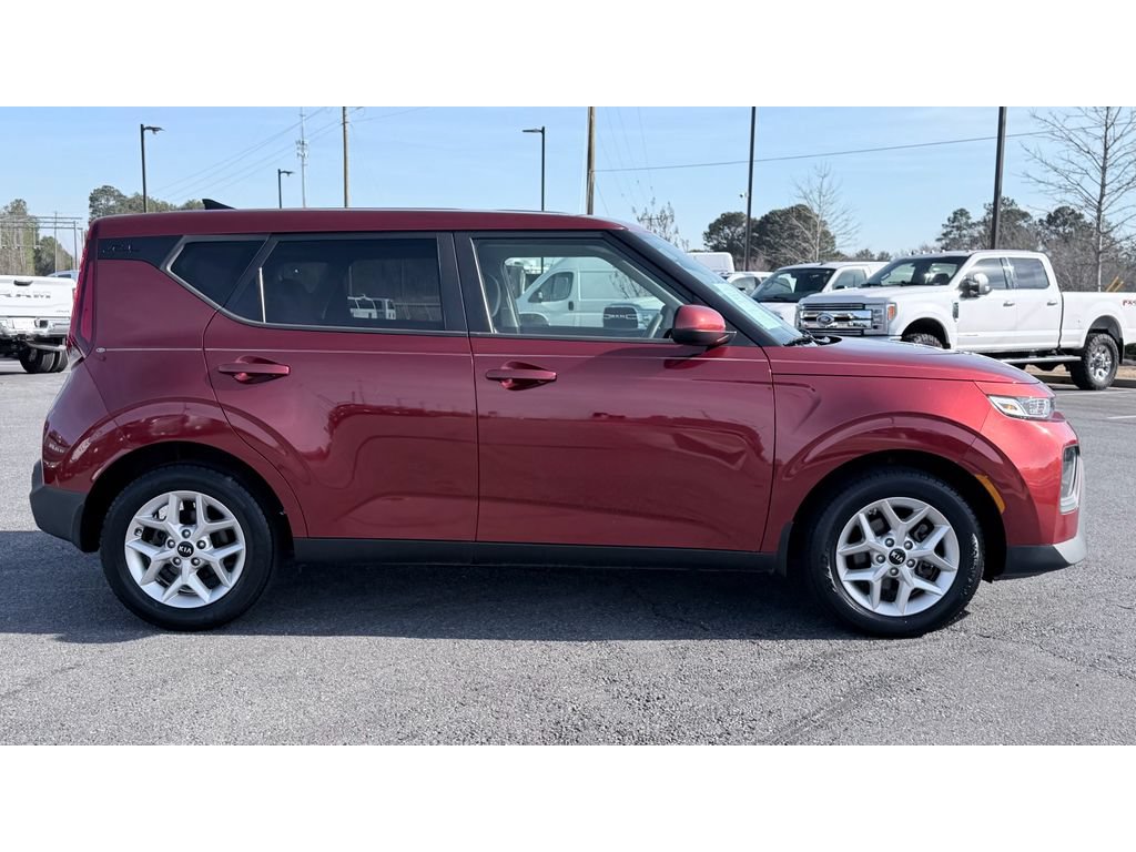 Used 2020 Kia Soul S FWD image 4
