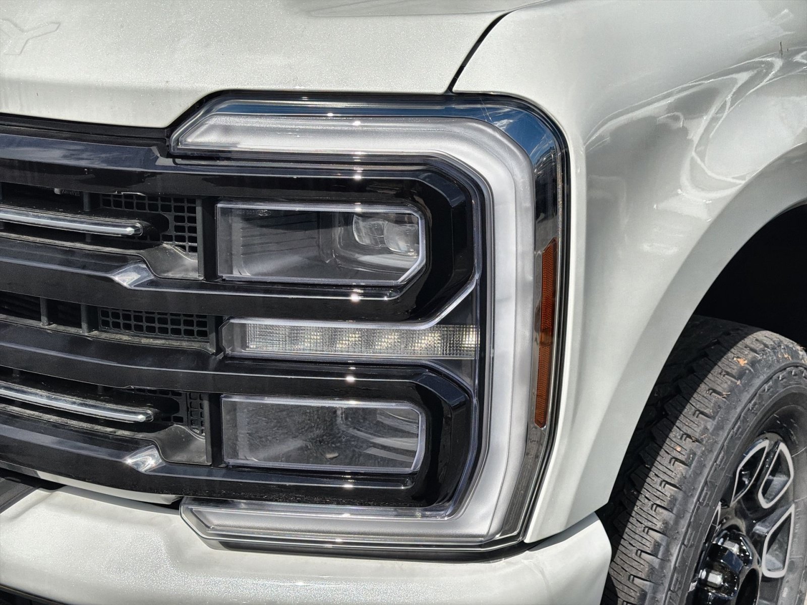 New 2026 Ford F250 Platinum AWD/4WD image 13