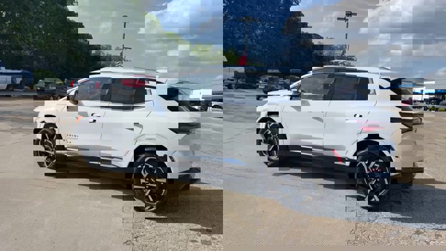 New 2025 Chevrolet Equinox EV LT image 6