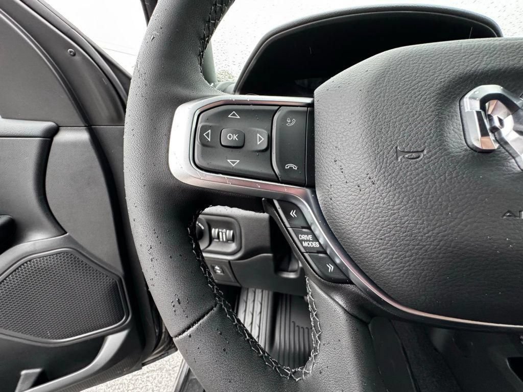 New 2026 RAM 1500 Big Horn AWD/4WD image 20
