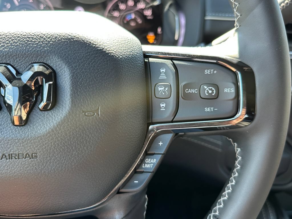 New 2026 RAM 2500 Limited AWD/4WD image 24