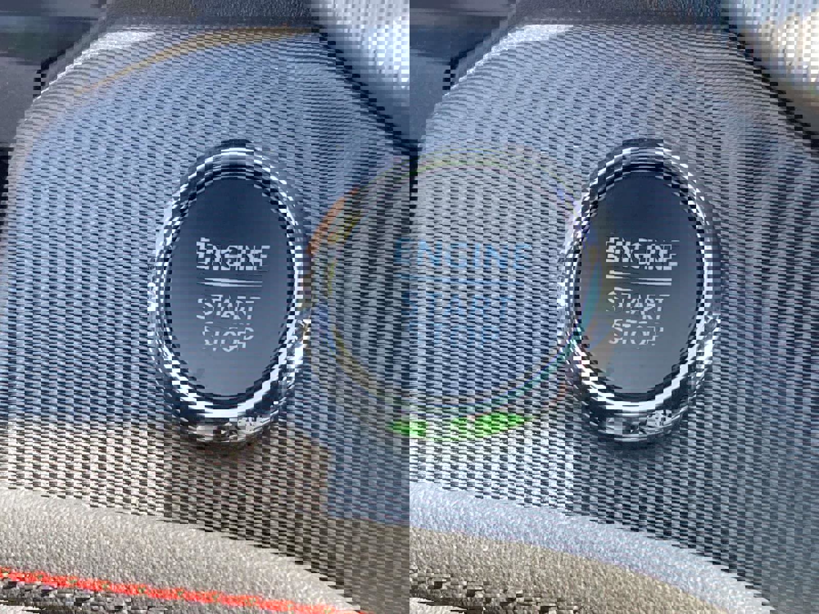 Used 2025 Ford Explorer ST-Line w/ Premium Package image 30