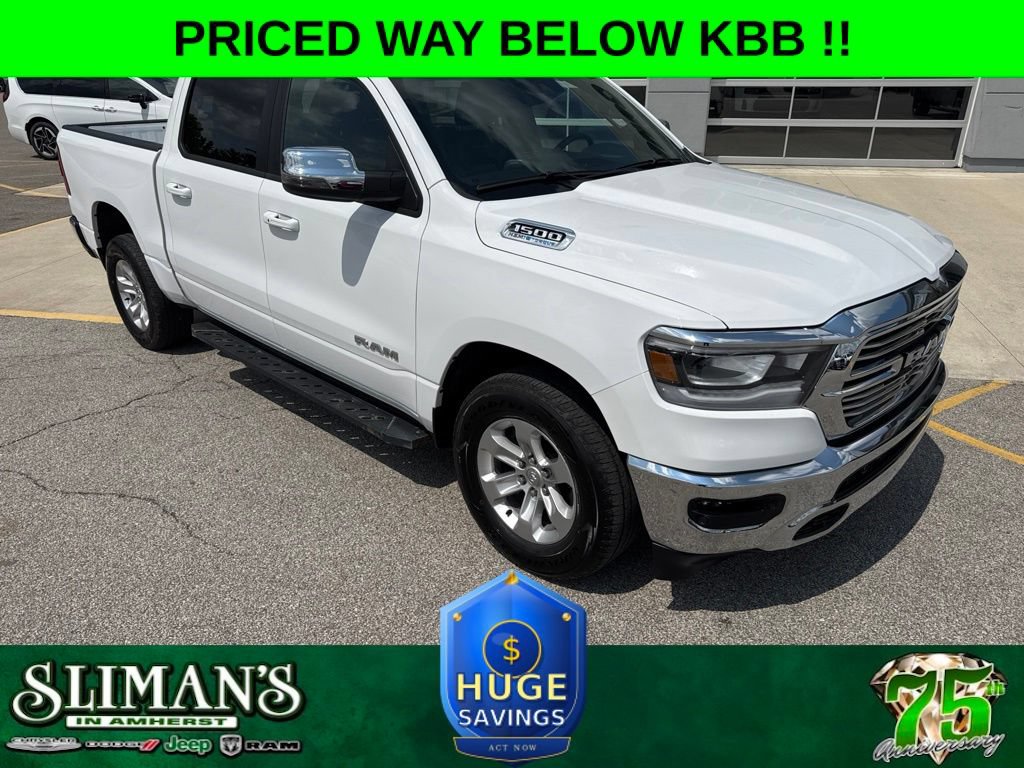 Used 2023 RAM 1500 Laramie AWD/4WD image 1