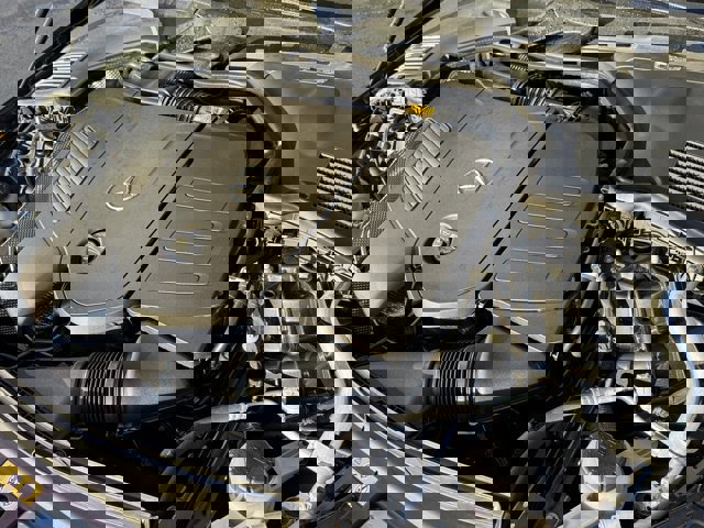 Used 2024 Mercedes-Benz C 300 4MATIC Sedan image 5