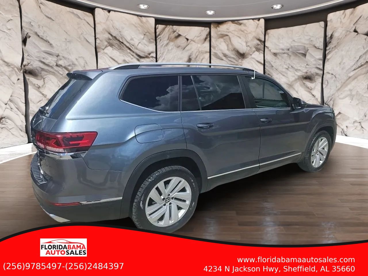 Used 2021 Volkswagen Atlas SEL AWD/4WD image 4