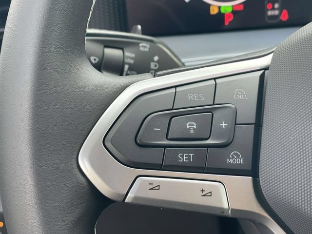 New 2026 Volkswagen Tiguan SE FWD image 7
