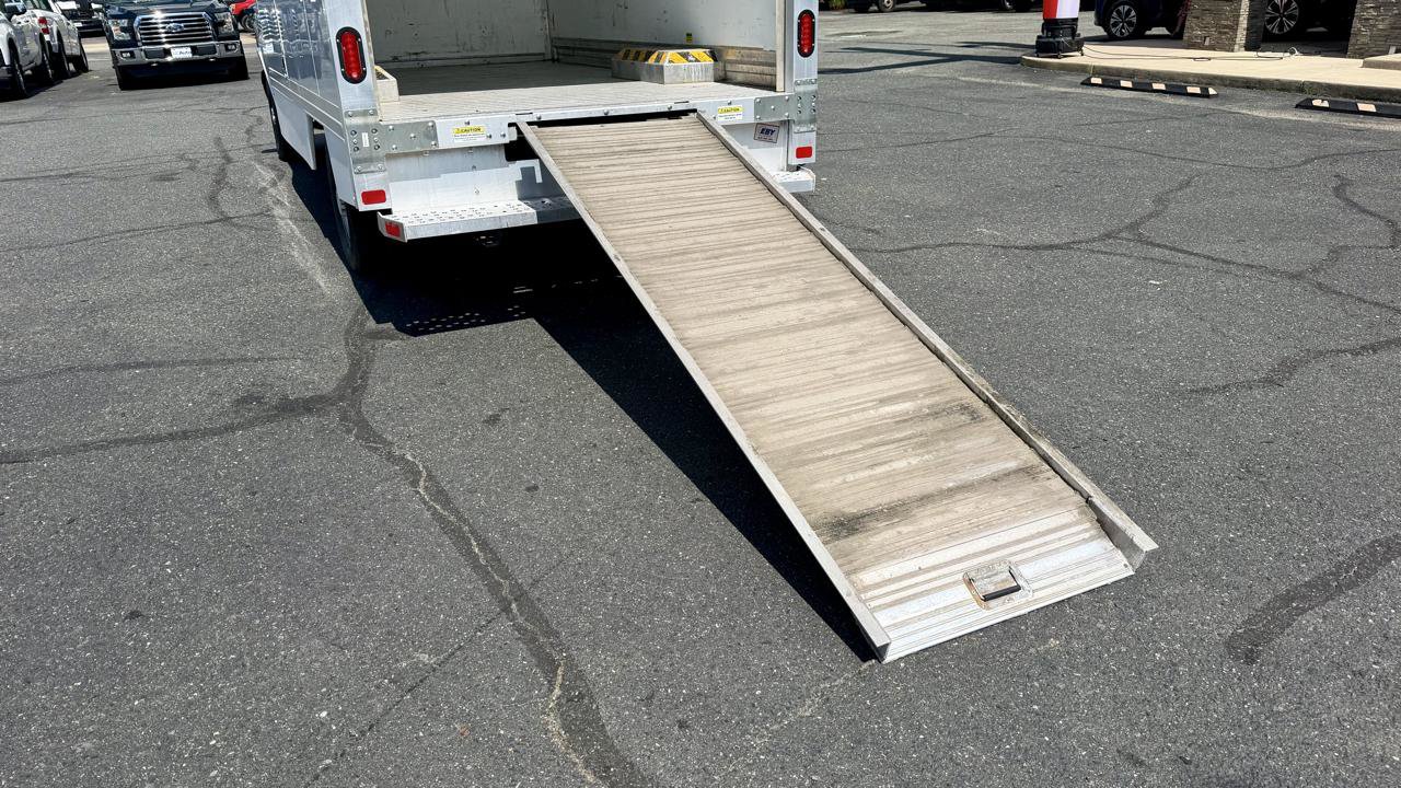 Used 2023 Chevrolet Express 3500 w/ Power Convenience Package RWD image 11