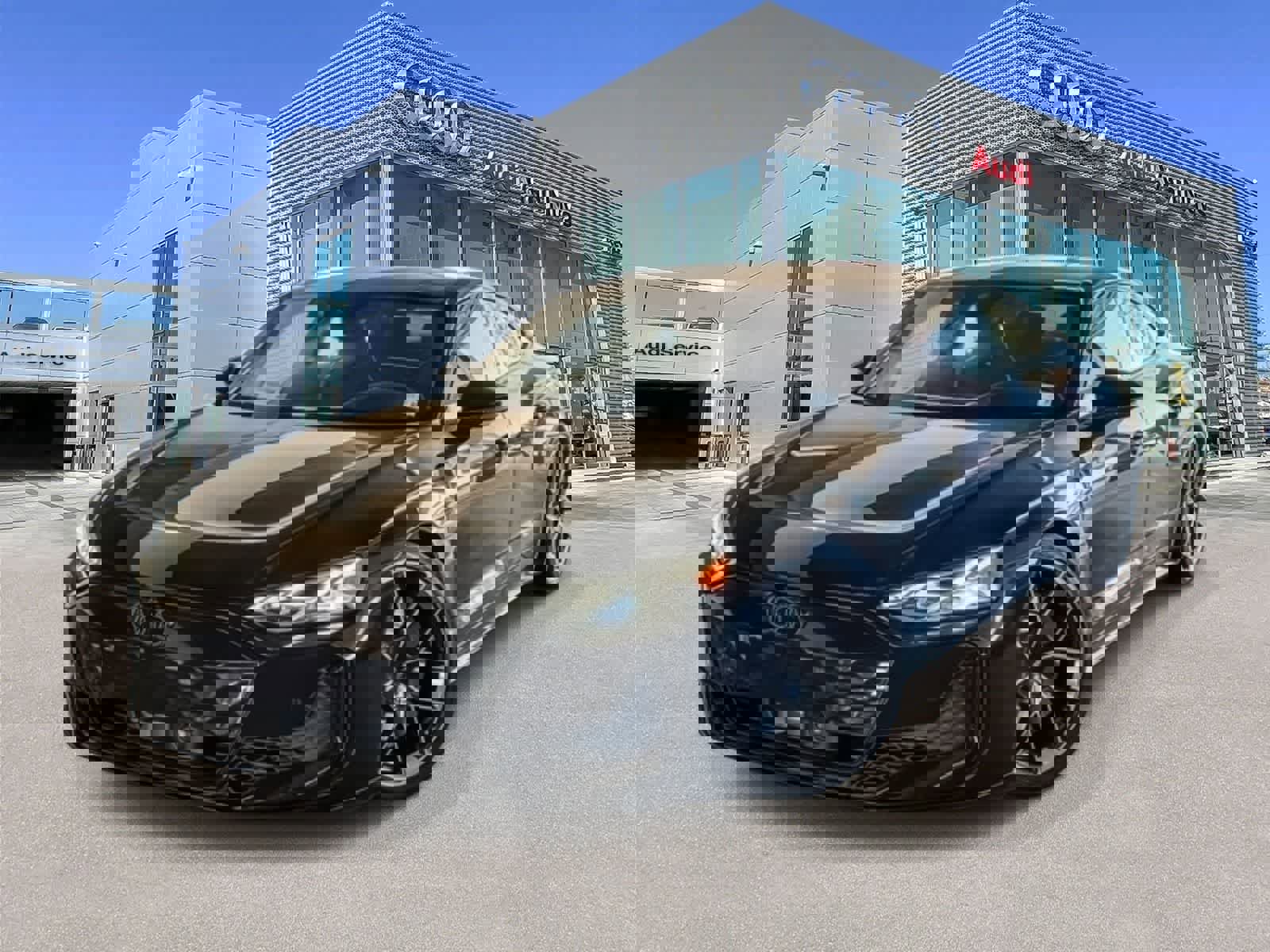 New 2026 Audi RS e-tron GT performance image 1